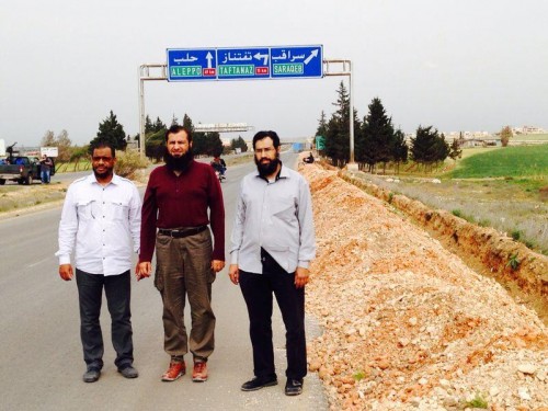 Al-Asala secretary-general Abed Al-Halim Morad sneaks into Syria  accompanied by Sheikh Faisal Al-Gharir on April 19th 2014